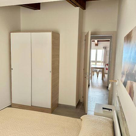 איזולה רוסה Approdo Apartments מראה חיצוני תמונה